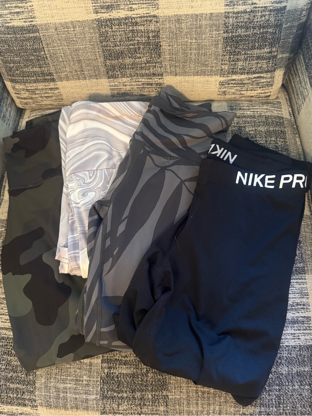 Women’s Athletic Pants Bundle S